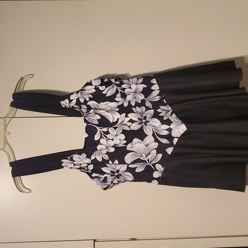 Size 36w (former size 56) Swim Suit Swimsuit Palisades Beach Club Skirted